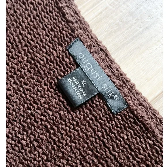 August Silk Sweater Vest - Picture 5 of 10